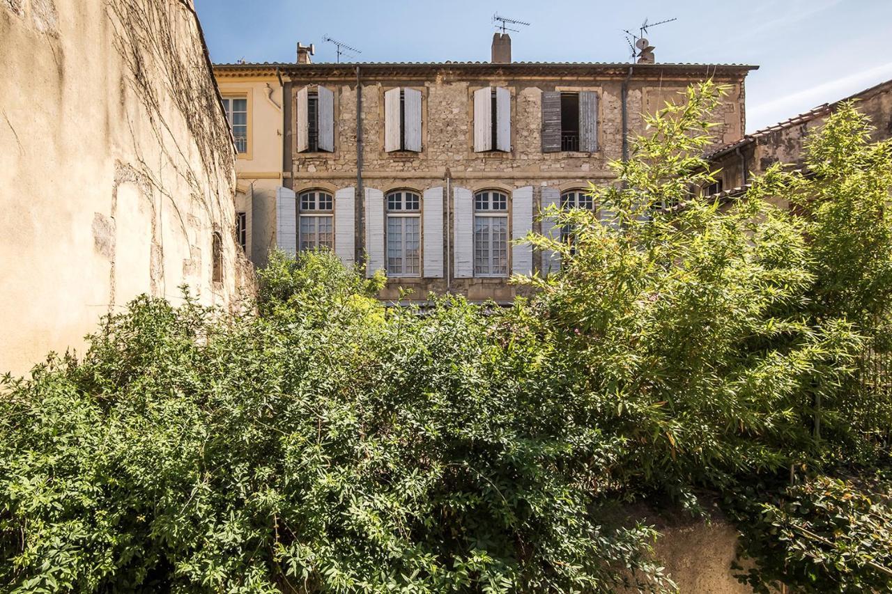 Arles Maison Petite Roquette Et Garage Exteriör bild