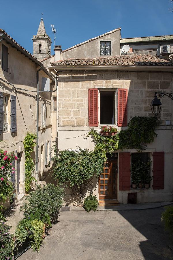 Arles Maison Petite Roquette Et Garage Exteriör bild
